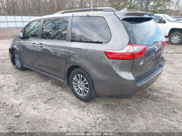 5TDYZ3DCXLS074767 Toyota SIENNA XLE