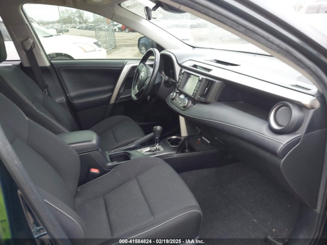 JTMWFREV3HD107419 Toyota Rav4 Xle