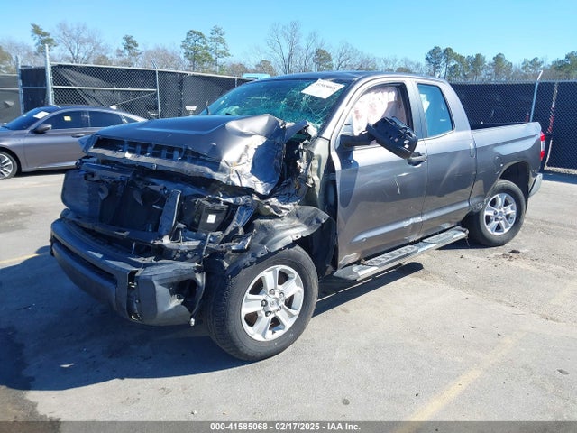 5TFRU5F13EX031704 Toyota Tundra Sr V6