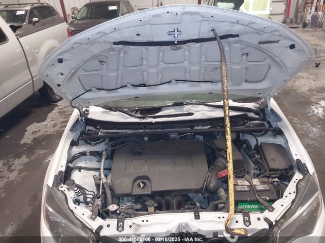 Toyota COROLLA LE 2018 2T1BURHE9JC064532 Image 10