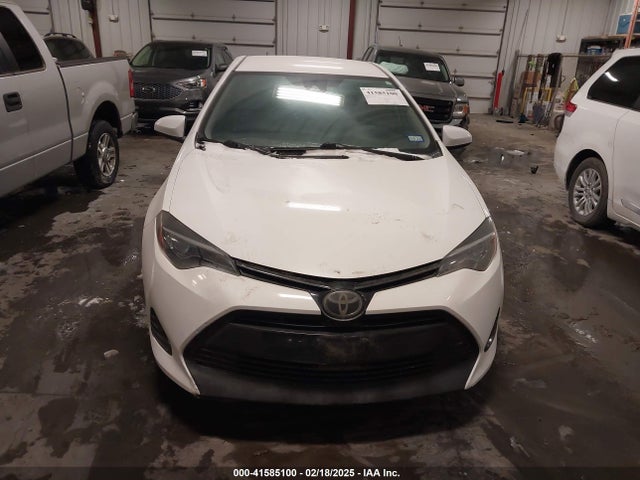 Toyota COROLLA LE 2018 2T1BURHE9JC064532 Image 12