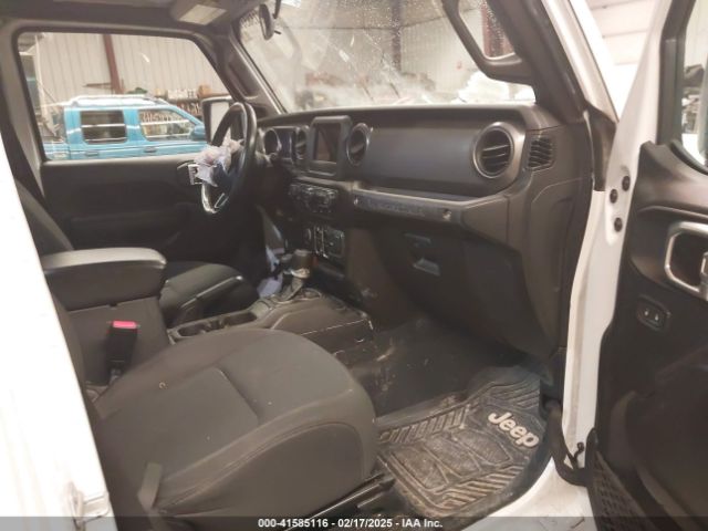 1C4HJXDN8MW813202 Jeep Wrangler Unlimited Sport S 4x4