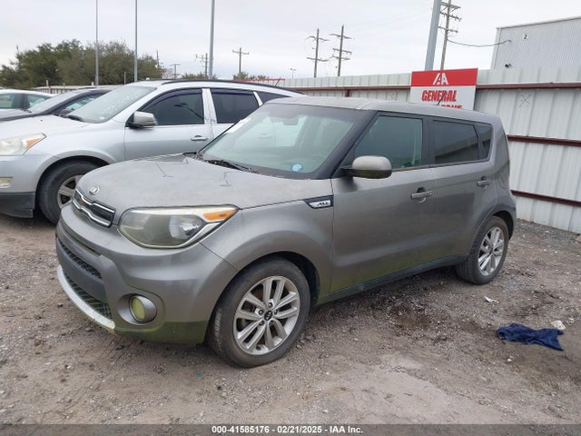 KIA SOUL + 2018 KNDJP3A55J7594167 Image 2