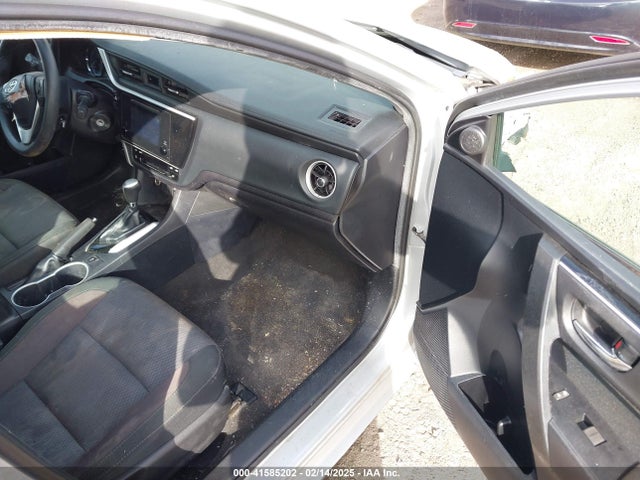 Toyota COROLLA LE 2018 2T1BURHE8JC118807 Image 5