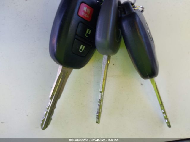 4T4BF1FK2FR515042 Toyota CAMRY LE
