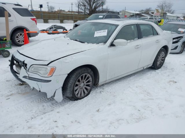 2013 CHRYSLER 300 2C3CCAAG5DH743393 Photo 1