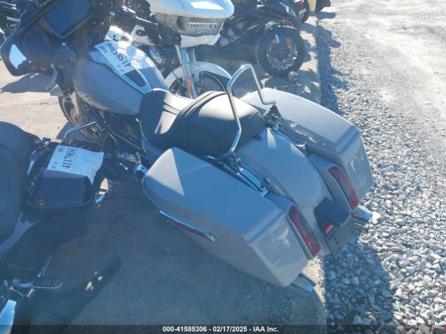 2024 HARLEY-DAVIDSON FLHX 1HD1KB716RB647530 Photo 2