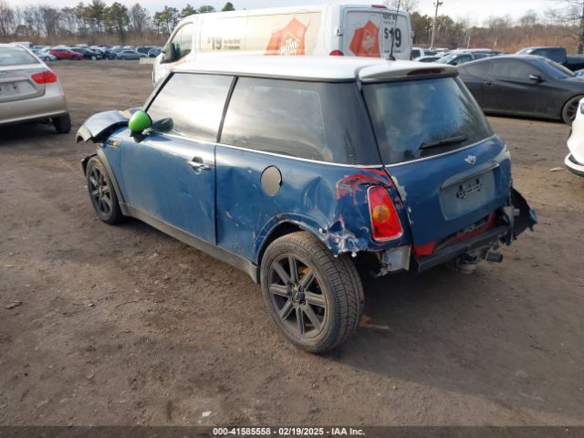 2002 MINI COOPER WMWRC33412TC34549 Photo 2