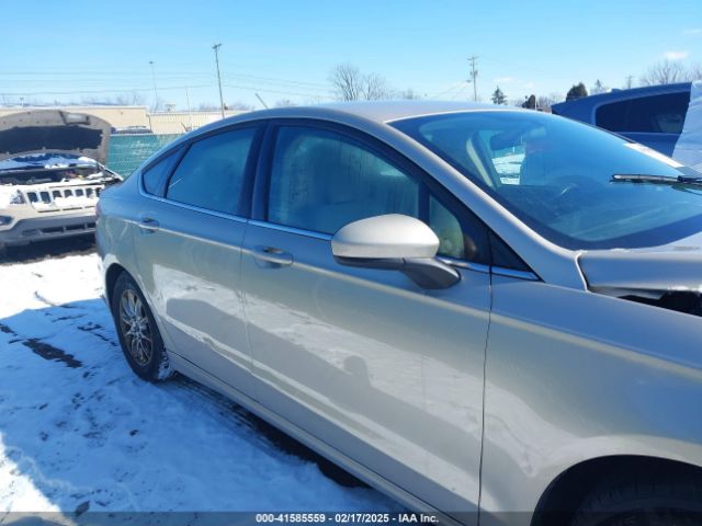 3FA6P0G78JR149207 Ford FUSION S