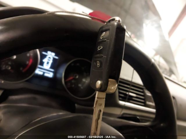 1VWAA7A3XJC039386 Volkswagen Passat 2.0t R-line/2.0t S