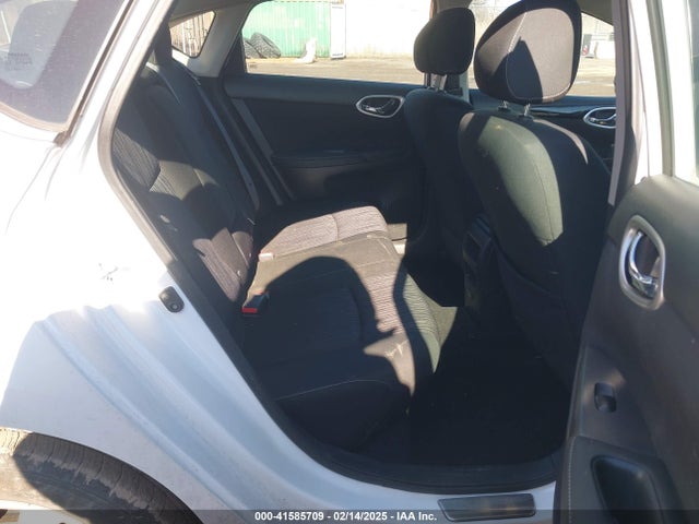 3N1AB7AP1KL619072 Nissan SENTRA SV
