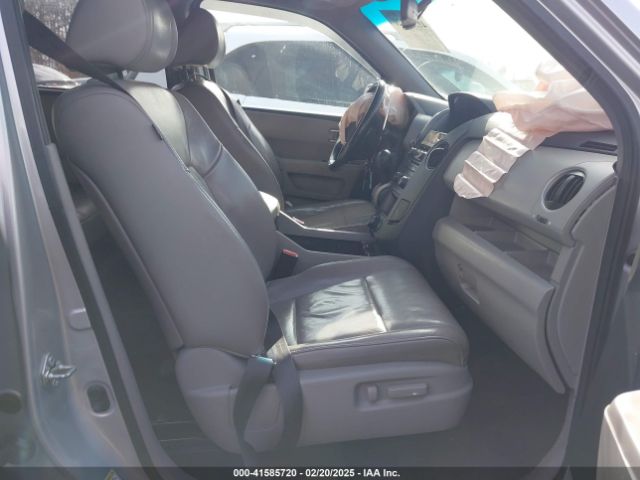 5FNYF4H9XEB038551 Honda Pilot Touring