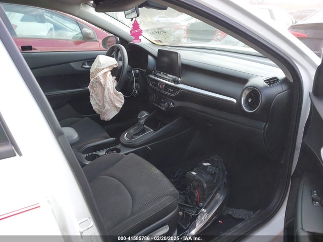 3KPF24AD6KE108551 KIA Forte Lxs