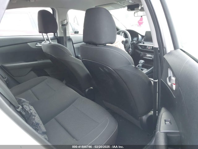 3KPF24AD6KE108551 KIA Forte Lxs