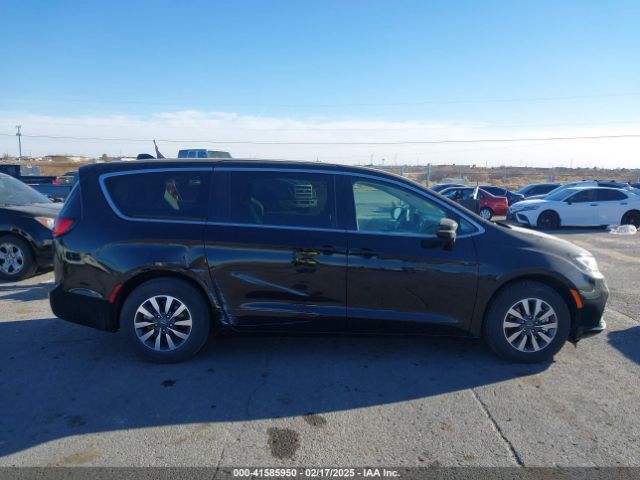 2C4RC1S79RR130604 Chrysler Pacifica Hybrid Select