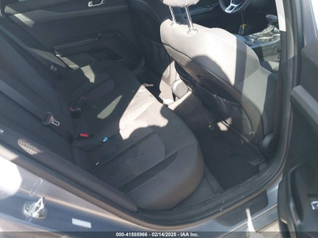 5XXG14J22NG089675 KIA K5 LXS