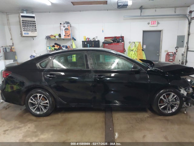 3KPF24AD6RE749967 KIA Forte Lxs