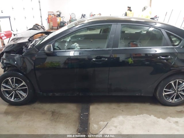 3KPF24AD6RE749967 KIA Forte Lxs