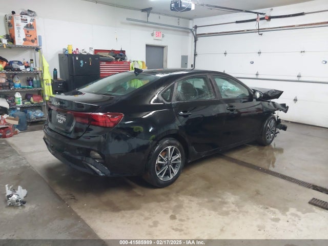3KPF24AD6RE749967 KIA Forte Lxs