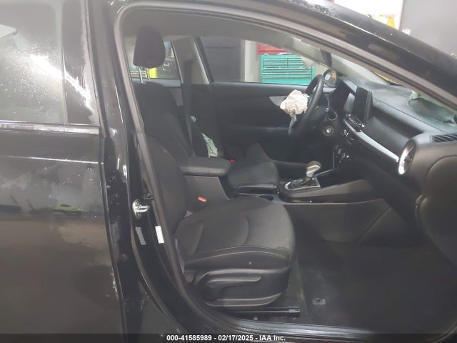 3KPF24AD6RE749967 KIA Forte Lxs