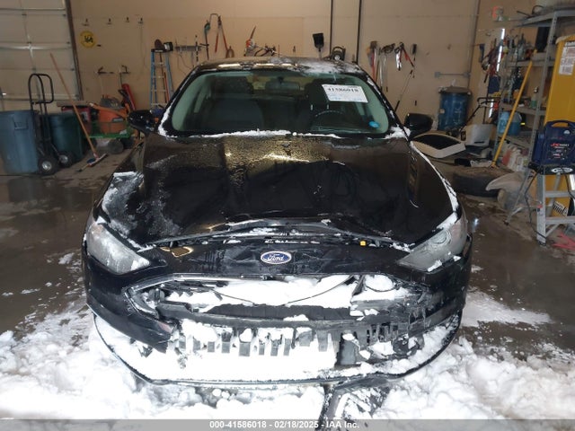 3FA6P0H79HR395711 Ford FUSION SE