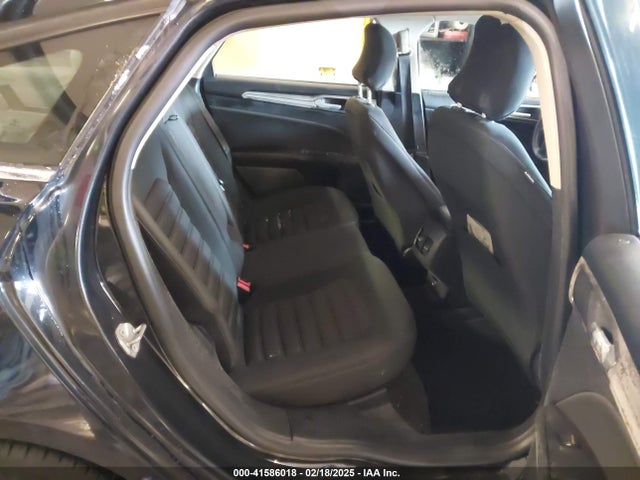 3FA6P0H79HR395711 Ford FUSION SE