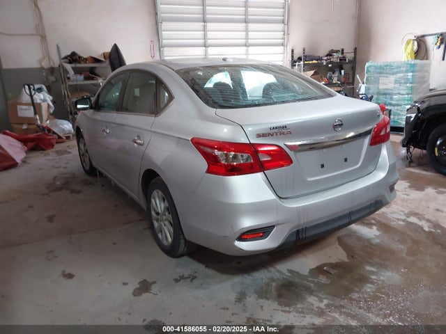 3N1AB7AP8JY285379 Nissan SENTRA SV