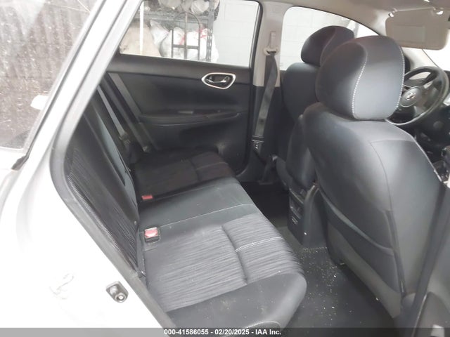 3N1AB7AP8JY285379 Nissan SENTRA SV