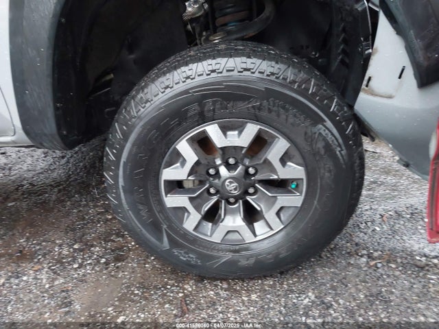 3TMCZ5AN0LM345184 Toyota Tacoma Trd Off-road