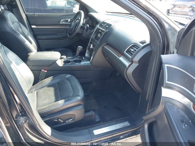 Ford Explorer Limited 2017 1FM5K8F89HGD24235 Image 5