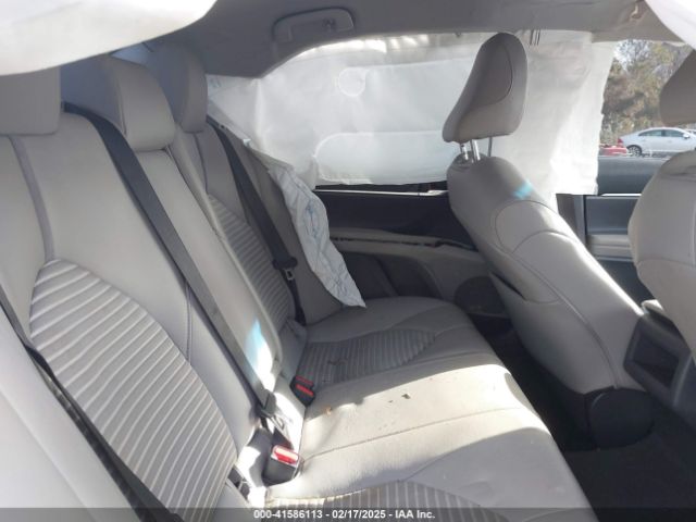 2020 TOYOTA CAMRY 4T1G11AKXLU901242 Photo 7