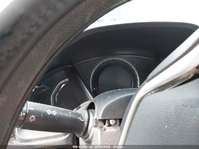 2HGFC2F57JH568597 Honda Civic Lx