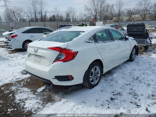 2HGFC2F57JH568597 Honda Civic Lx