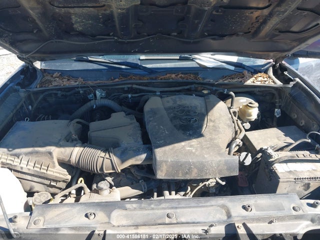 5TFAZ5CN8GX012929 Toyota Tacoma Sr5 V6