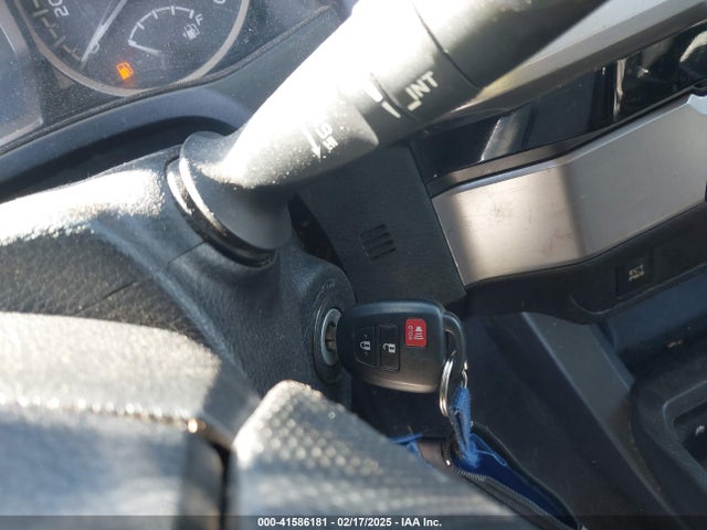 5TFAZ5CN8GX012929 Toyota Tacoma Sr5 V6
