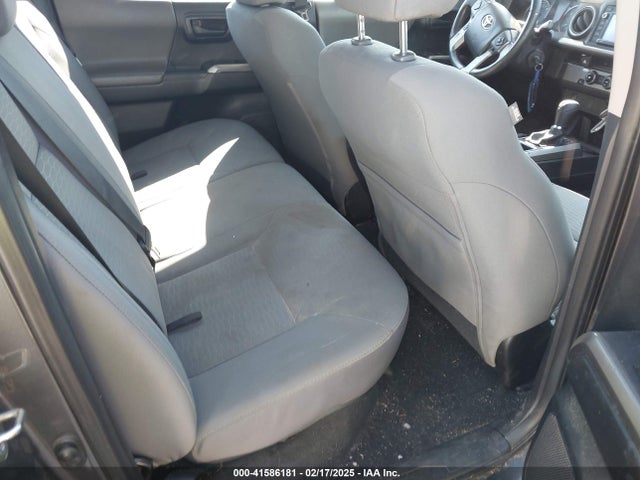 5TFAZ5CN8GX012929 Toyota Tacoma Sr5 V6