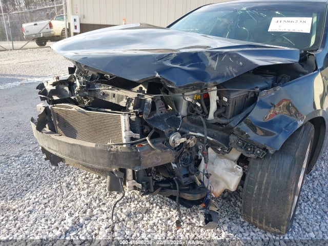 1G11H5SL4EF284635 Chevrolet Malibu 1lz