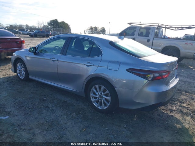 Toyota CAMRY LE 2023 4T1C11AK3PU814514 Image 3