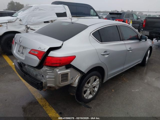 2013 ACURA ILX 19VDE1F3XDE021230 Photo 3