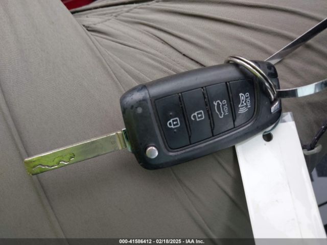 KMHLL4AG6NU329353 Hyundai ELANTRA SE