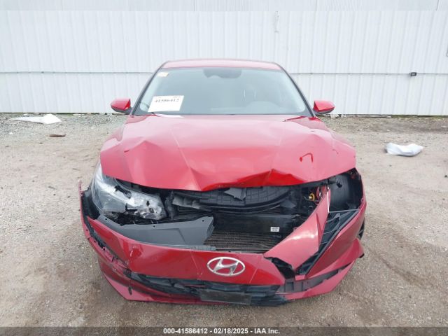 KMHLL4AG6NU329353 Hyundai ELANTRA SE