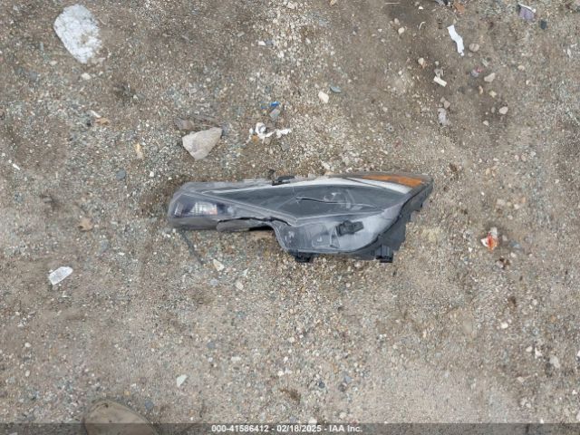 KMHLL4AG6NU329353 Hyundai ELANTRA SE