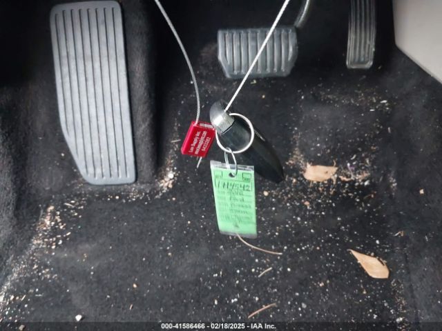 3FA6P0H77JR140643 Ford FUSION SE