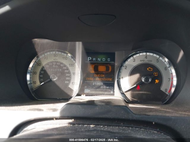 2011 JAGUAR XF SAJWA0FBXBLS00502 Photo 6