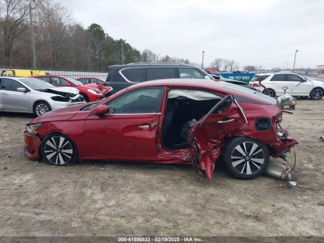 1N4BL4DV6NN417796 Nissan Altima Sv Fwd