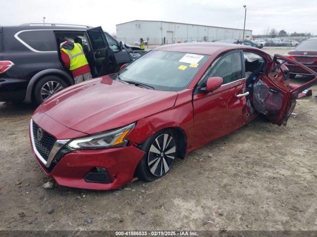1N4BL4DV6NN417796 Nissan Altima Sv Fwd