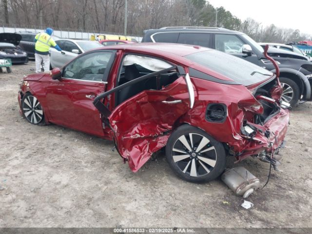 1N4BL4DV6NN417796 Nissan Altima Sv Fwd
