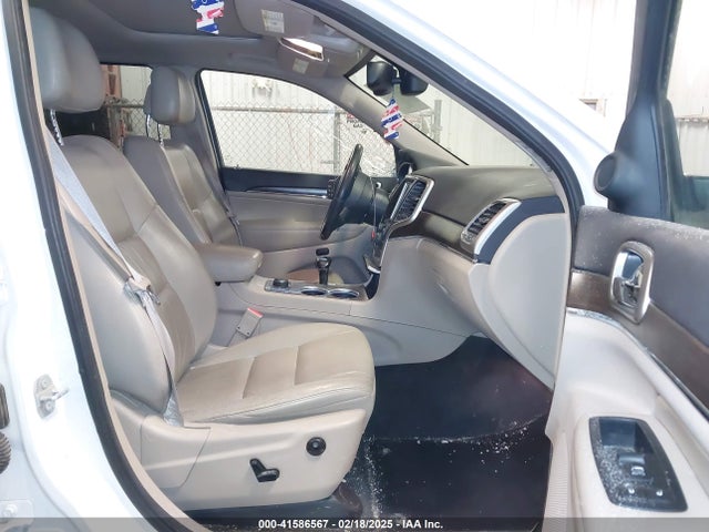 1C4RJFBG8FC827950 Jeep Grand Cherokee Limited