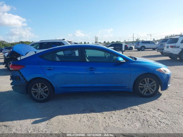5NPD84LF8JH299243 Hyundai ELANTRA SEL