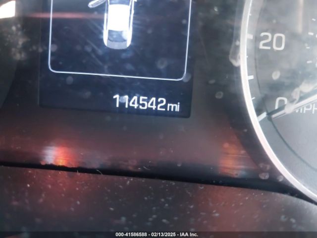 5NPD84LF8JH299243 Hyundai ELANTRA SEL